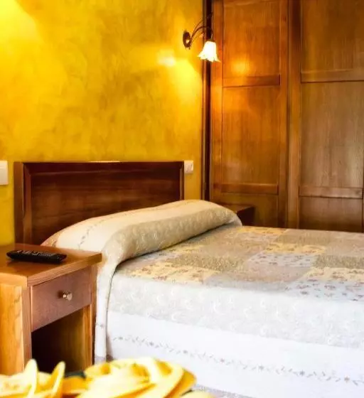 Hotel Alojamiento Covadonga