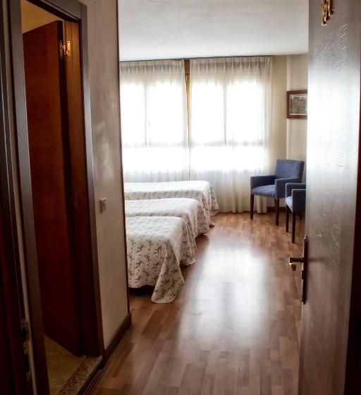 Hotel Alojamiento Covadonga