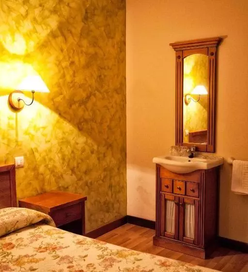 Hotel Alojamiento Covadonga