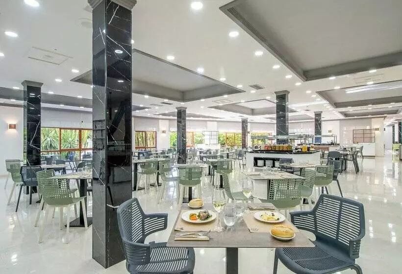 فندق Benidorm East by Pierre & Vacances