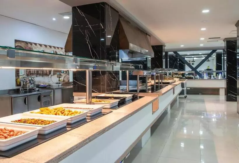 فندق Benidorm East by Pierre & Vacances