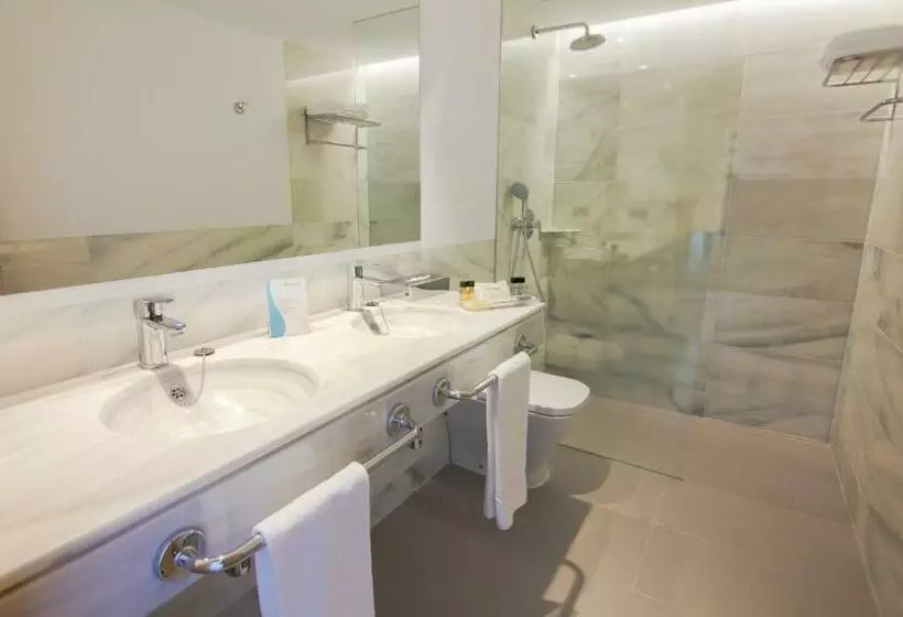 Отель Cm Playa Del Moro