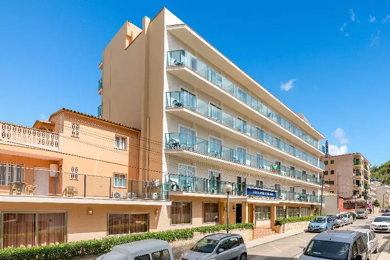 ホテル Costa Mediterraneo