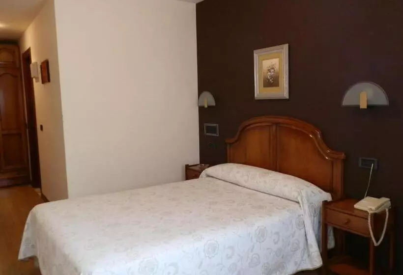 Отель Doña Nieves