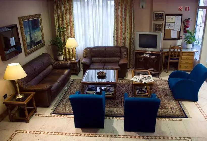 Отель Doña Nieves