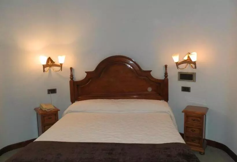 Отель Doña Nieves