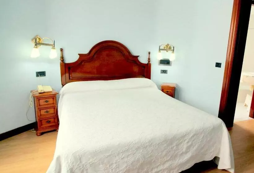 Отель Doña Nieves