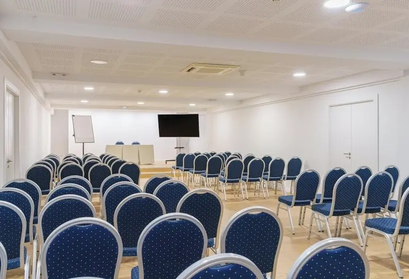 Hotelli Globales Concord