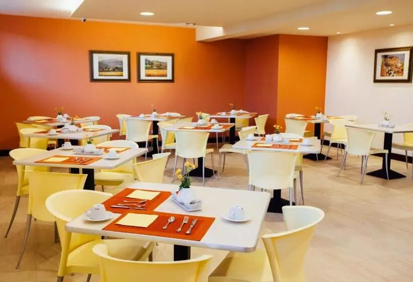 בית מלון כפרי Ribadesella Playa