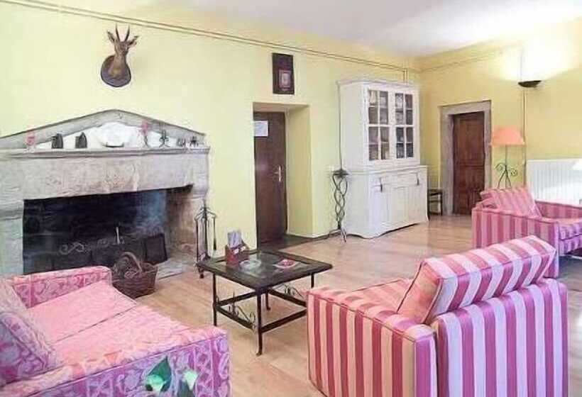 فندق ريفى Castillo Valdés Salas