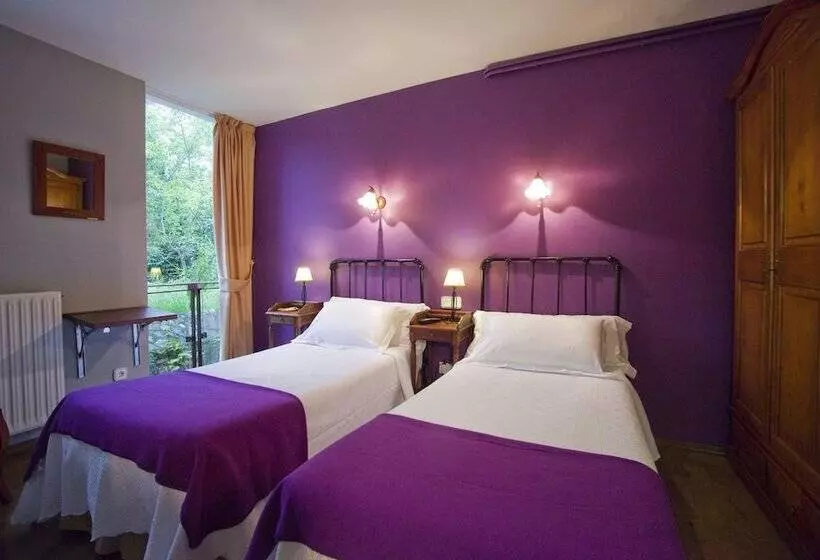 Rural Hotel Castillo Valdés Salas