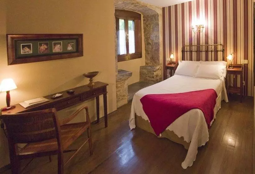 Rural Hotel Castillo Valdés Salas