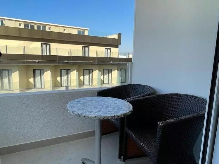 Palma Beach Affiliated by Fergus - Adults Only