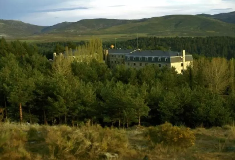 Parador De Gredos
