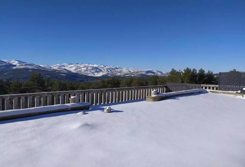 Parador De Gredos