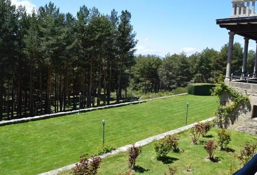 Parador De Gredos