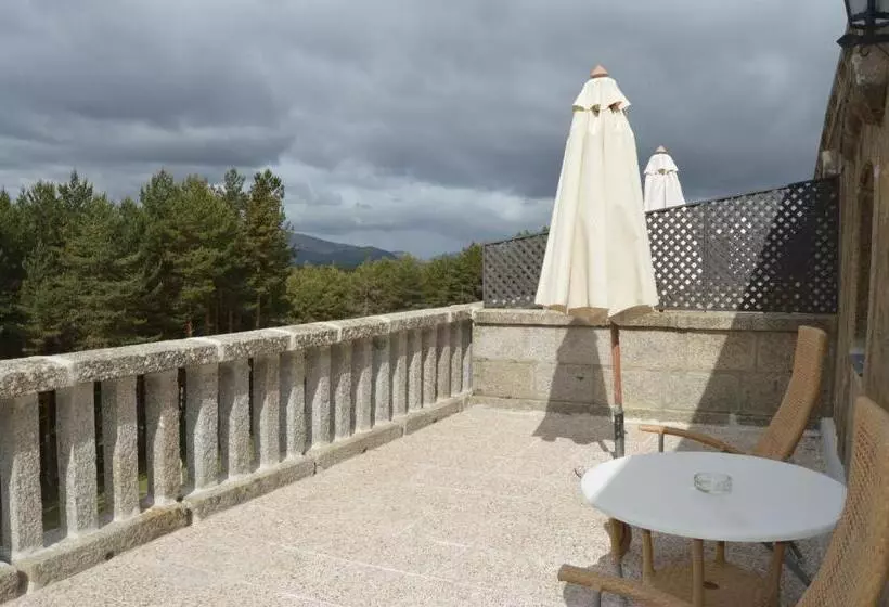 Parador De Gredos