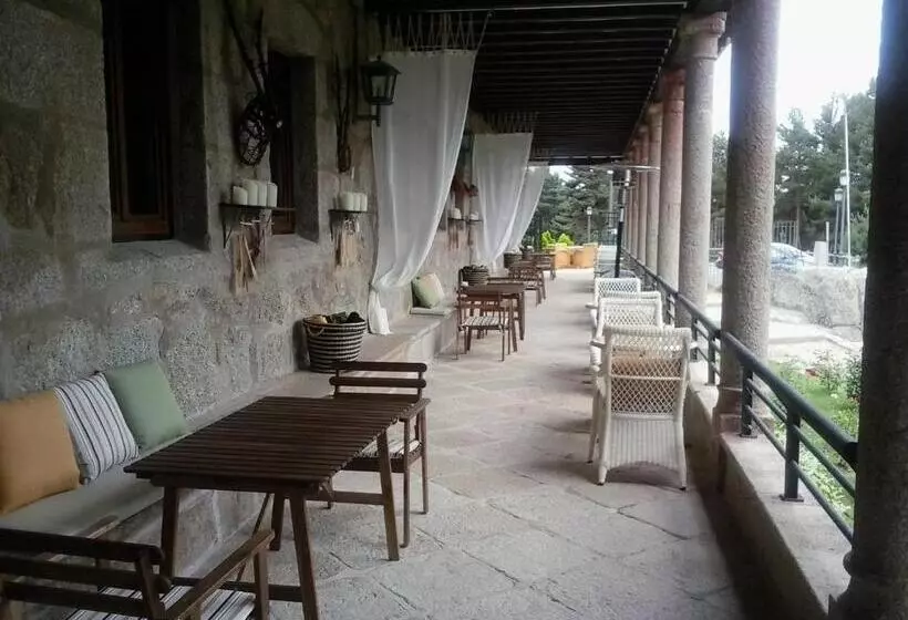 Parador De Gredos