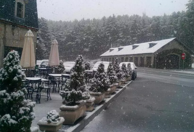Parador De Gredos