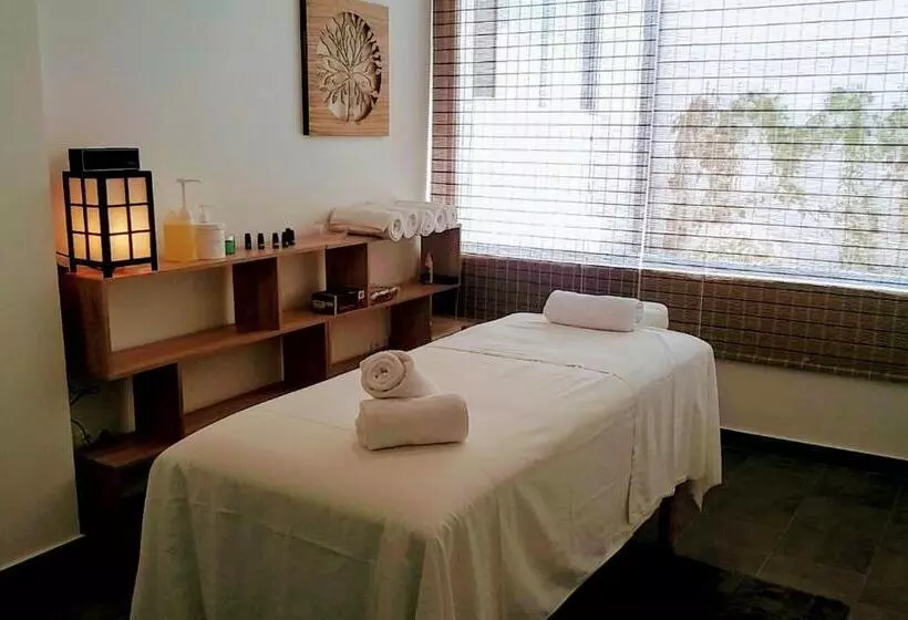 Casa Luis Apartments