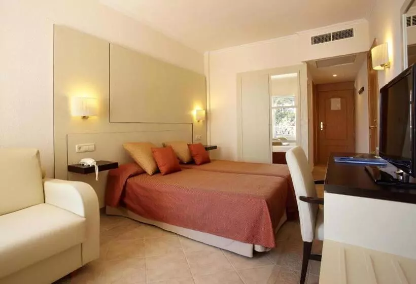 Grupotel Imperio Playa