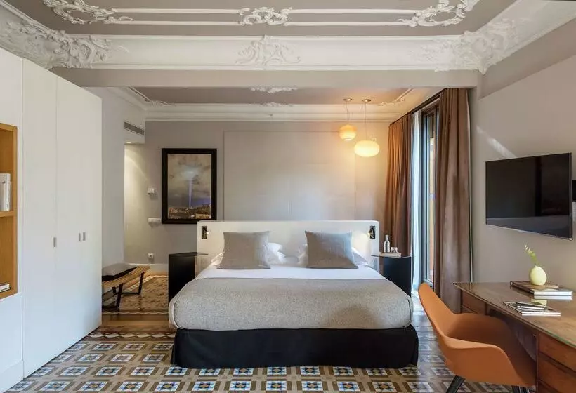 Alexandra Barcelona Hotel, Curio Collection By Hilton