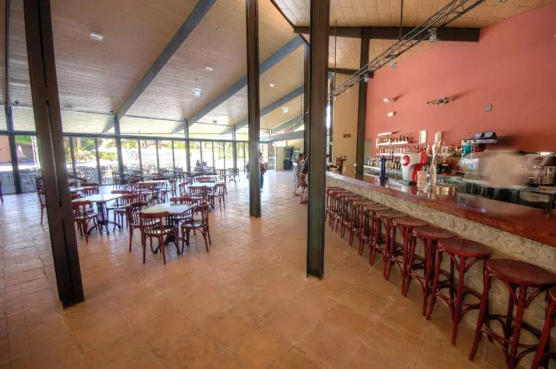 Azuline Hotel Bergantin