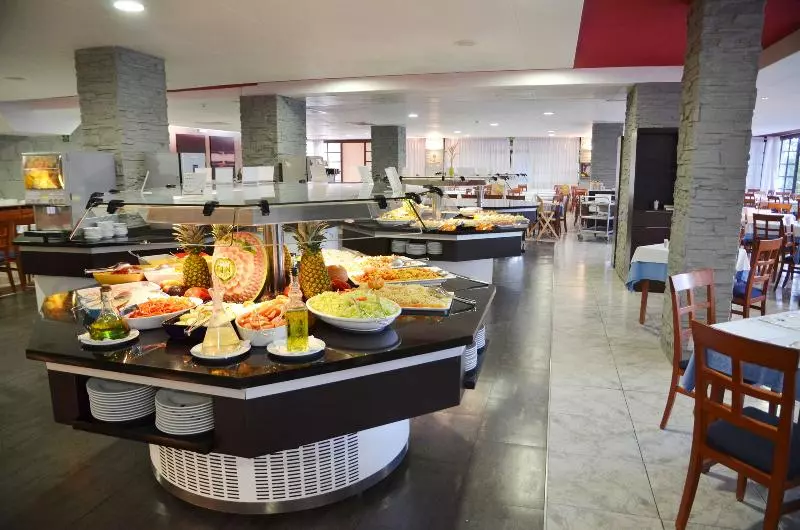 Azuline Hotel Bergantin