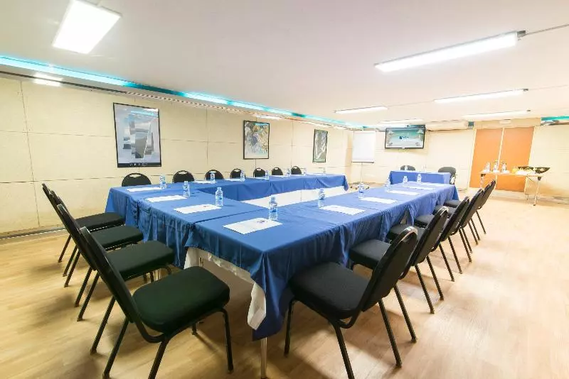 Azuline Hotel Bergantin