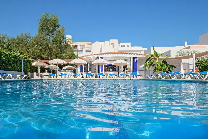 Azuline Hotel Llevant