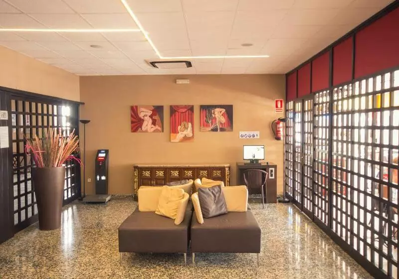 Azuline Hotel Llevant