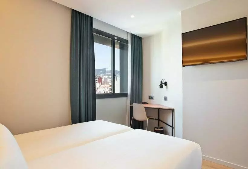 Отель Brick Barcelona