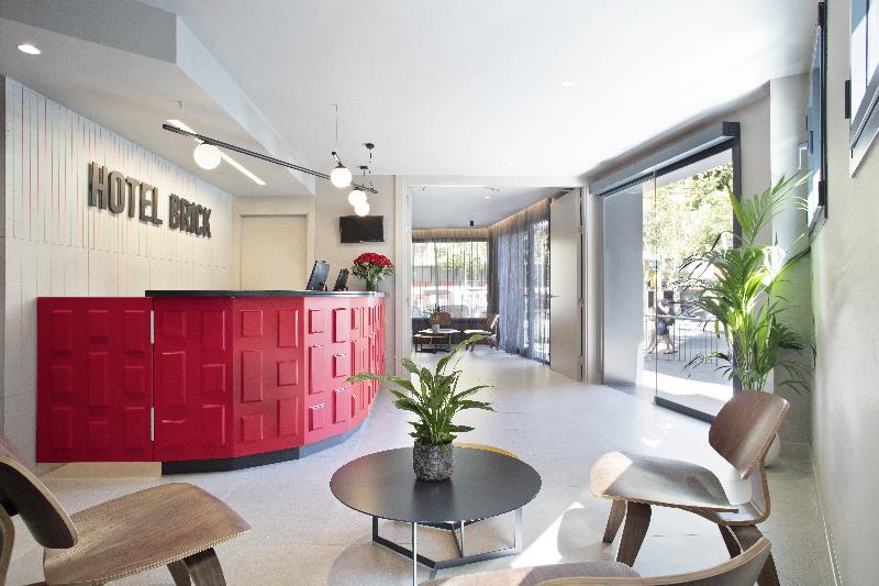 Отель Brick Barcelona