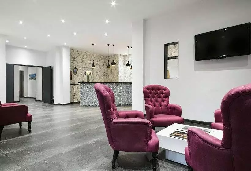 Отель California