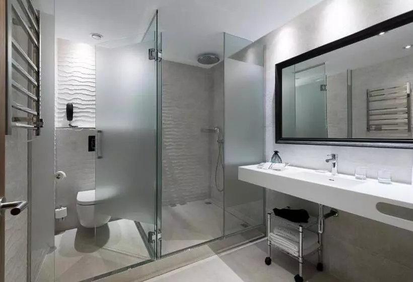 Отель Catalonia Plaza Catalunya