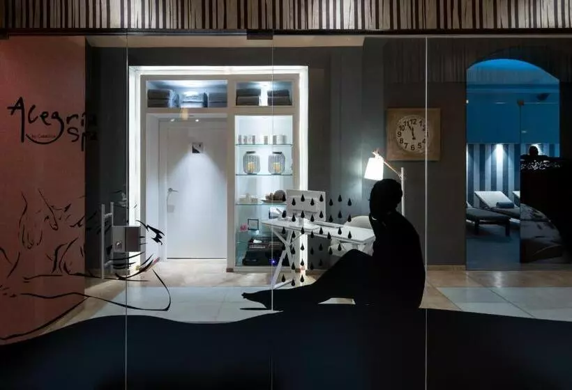 Отель Catalonia Plaza Catalunya