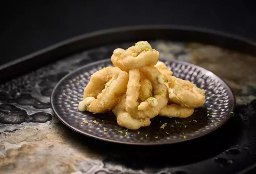 Отель Catalonia Plaza Catalunya