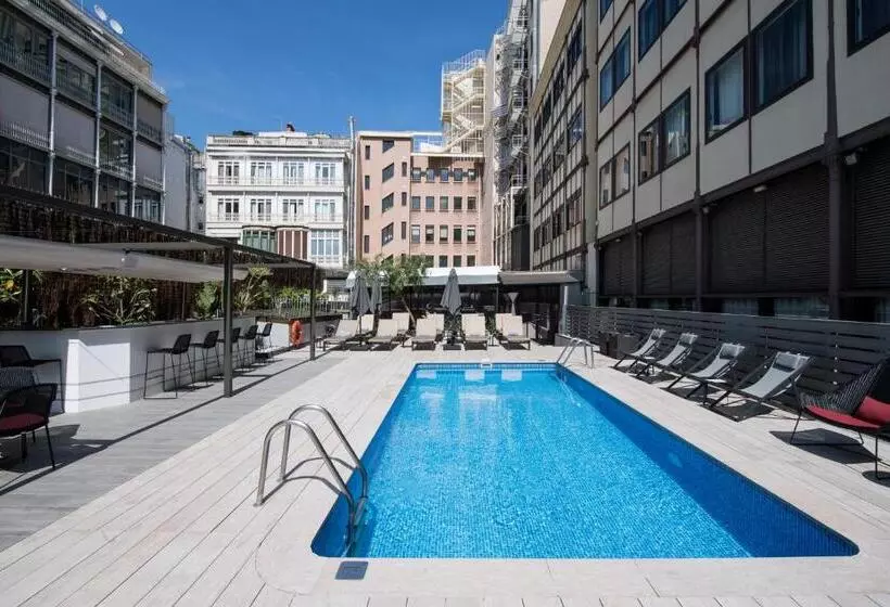 Отель Catalonia Plaza Catalunya