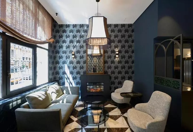 Отель Catalonia Plaza Catalunya