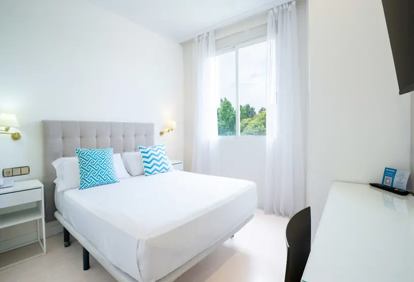 Hotelli Checkin Valencia Ciscar