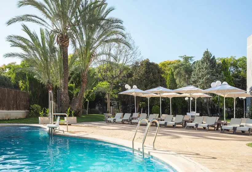 Hotelli Checkin Valencia Ciscar