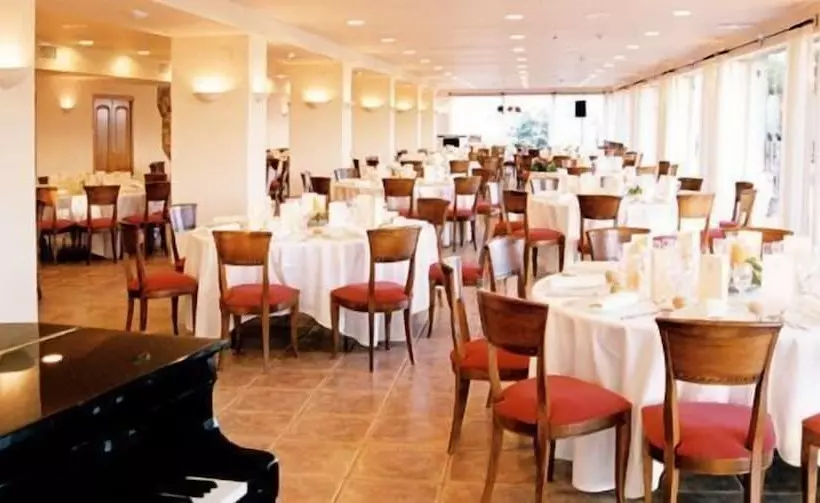 호텔 Golf Can Rafel