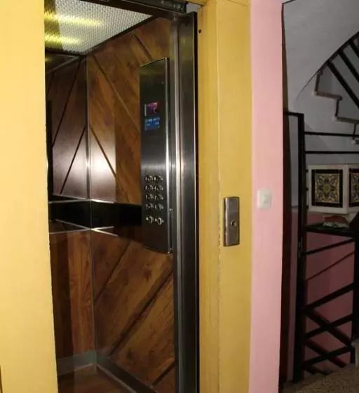 ホテル Hostal Mengual