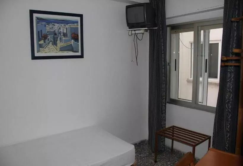 ホテル Hostal Mengual