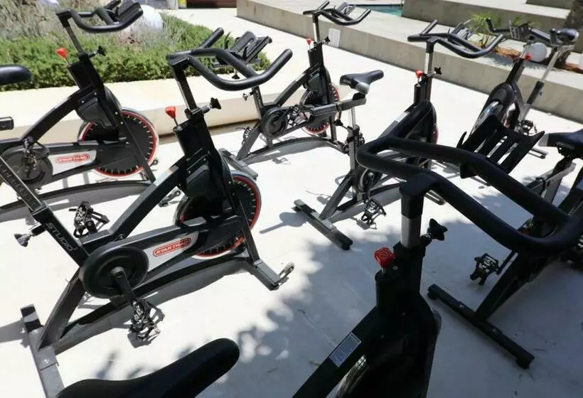 호텔 Iberostar Waves Bahía de Palma - Adults Only