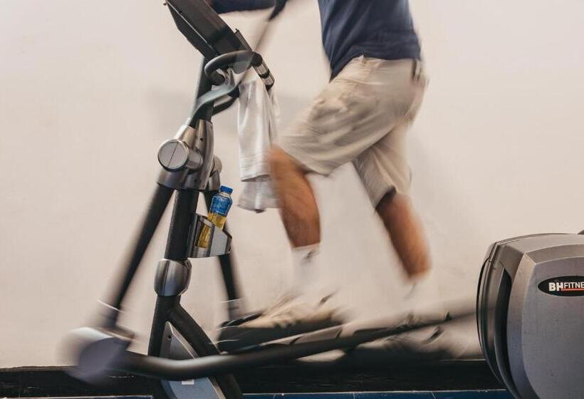 هتل Minura Cala Galdana & Apartamentos D Aljandar