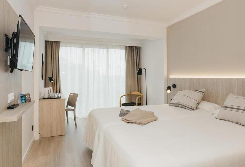 هتل Minura Cala Galdana & Apartamentos D Aljandar