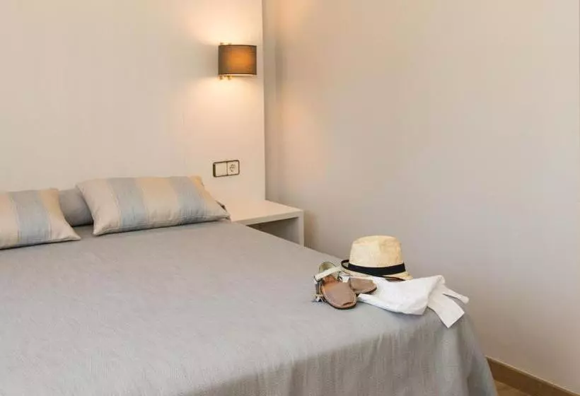 Отель Minura Cala Galdana & Apartamentos D Aljandar