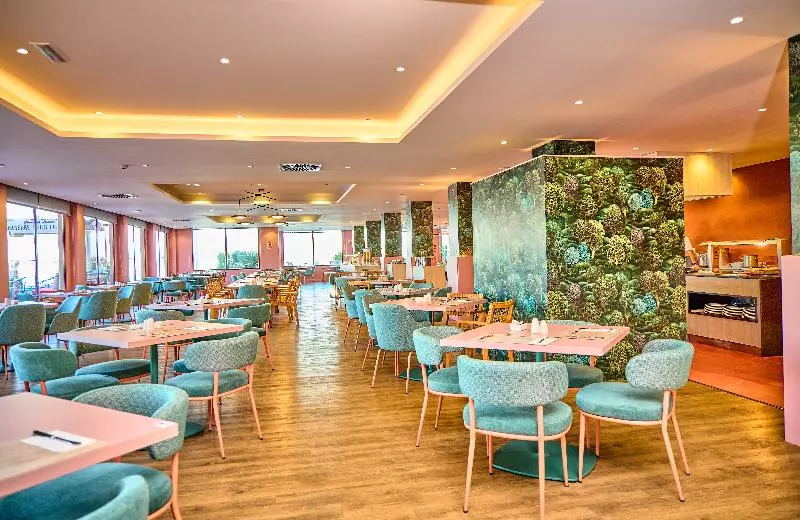 בית מלון כפרי NYX Ibiza - Adults Only