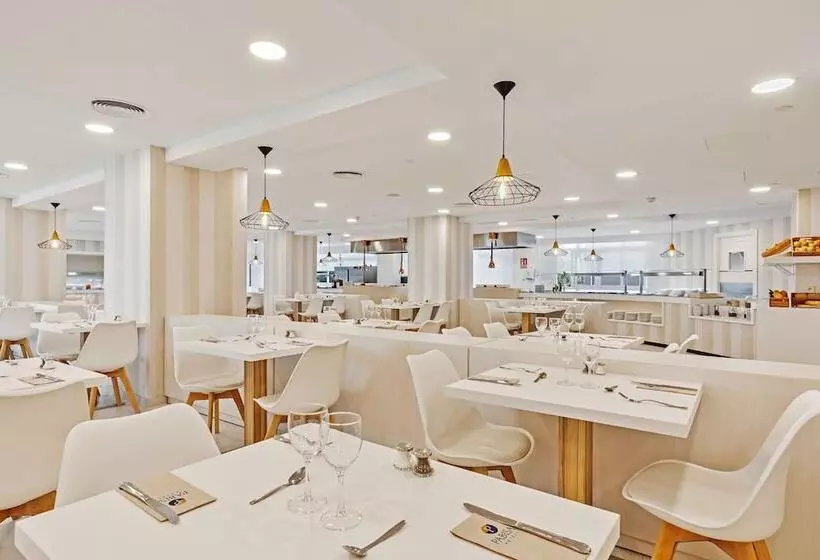 ホテル Aubamar Bali